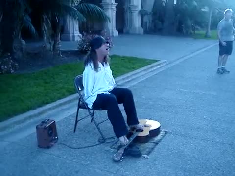 Watch Amazing Guitar Player Video
