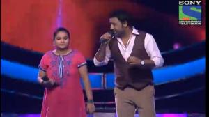 Watch INDIAN IDOL SEASON 6 - EPISODE 16 - BEST PERFORMANCES - RITIKA RAJ AND AMITABH NARAYAN PERFORMING 'HUM DONO DO PREMI' - 21ST JULY 2012 Video