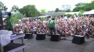 Watch Crowd surf fail Video