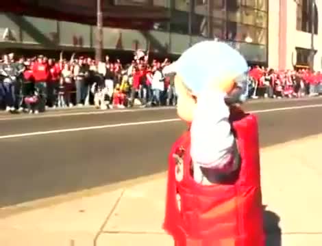 Watch Kid controls a crowd Video