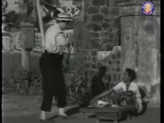 Watch Kisi Ki Muskurahaton Pe Ho Nisar - Raj Kapoor - Anari(1959) - Mukesh Video