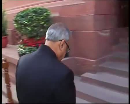 Watch Pranab to be sworn in as 13th President today Video