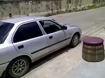 Watch Who Can Do This??? Really Amazing Video