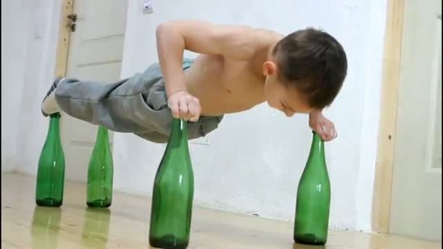 Watch Amazing Little Boy Video