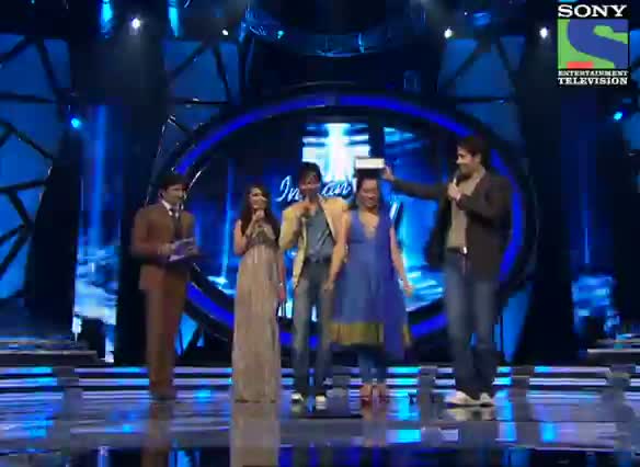 Watch INDIAN IDOL SEASON 6 - EPISODE 17 - SPECIAL MOMENTS - SOHINI MISHRA GET'S TIPS FOR CATWALK FROM TUSSHAR KAPOOR AND RITESH DESHMUKH - 27TH JULY 2012 Video