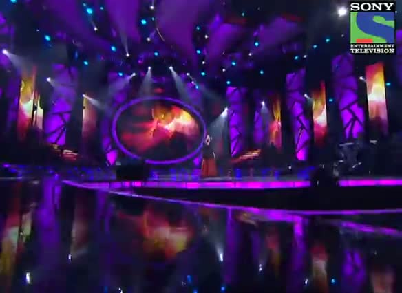 Watch INDIAN IDOL SEASON 6 - EPISODE 18 - BEST PERFORMANCES - SOHINI MISHRA SINGING 'AAJ PHIR JEENE KI TAMMNA HAI' - 28TH JULY 2012 Video