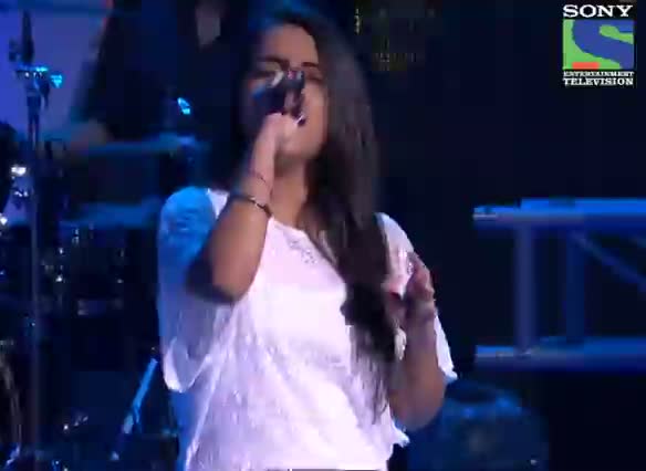Watch INDIAN IDOL SEASON 6 - EPISODE 18 - BEST PERFORMANCES - POORVI KOUTISH SINGING 'LAMBI JUDAI' - 28TH JULY 2012 Video
