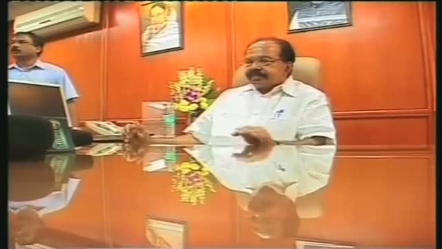 Watch Chidambaram takes over finance, Shinde gets home ministry Video