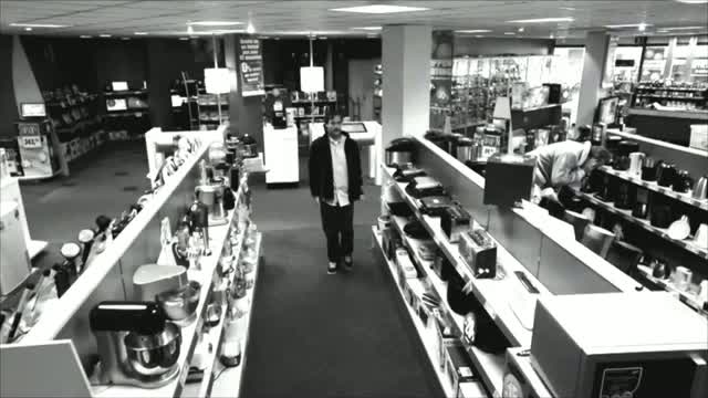 Watch Smart thief caught on camera Video