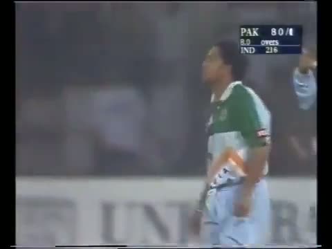 Watch Sachin Tendulkar Gets Angry GREATEST CATCH OF HIS CAREER Video