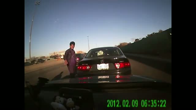 Watch Another scam foiled by a dash camera Video