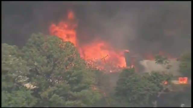 Watch Raw Video - Wildfire Destroys Okla. Homes Video