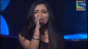 Watch INDIAN IDOL SEASON 6 - EPISODE 20 - BEST PERFORMANCES - POORVI KOUTISH SINGING 'JAANE JAAN DHUNDTA PHIR RAHA' - 4TH AUGUST 2012 Video