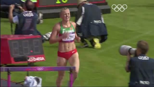 Watch Athletics Women's 100m Round 1 - London 2012 Olympic Games Highlights Video