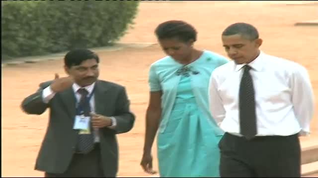 Watch Obama orders US flag at half mast after gurdwara killing Video