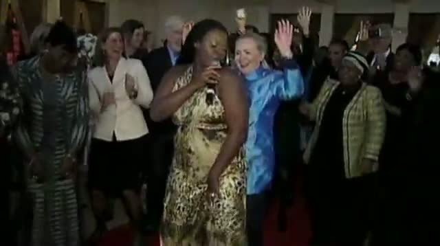Watch Raw Video - Clinton Dances in Johannesburg Video