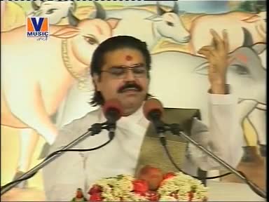 Watch Radhey Radhey Japo Chale Aayenge Bihari BY Shradhey Aacharya Mridul Krishna Ji Maharaj - Shri Krishna (Krishna Janmashtami) Video