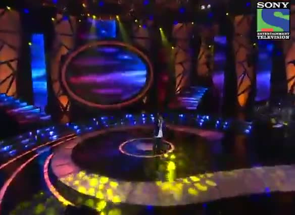 Watch INDIAN IDOL SEASON 6 - EPISODE 22 - BEST PERFORMANCES - AMIT KUMAR SINGING 'DEEWANA MUJH SA NAHI' - 11TH AUGUST 2012 Video