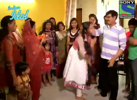 Watch INDIAN IDOL SEASON 6 - EPISODE 22 - EMOTIONAL MOMENTS - RITIKA RAJ GET ELIMINATED - 11TH AUGUST 2012 Video