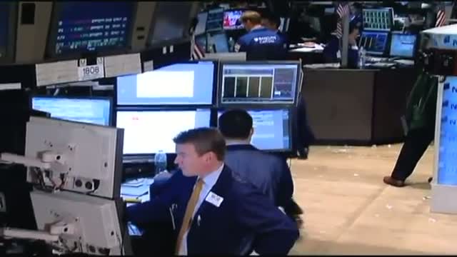 Watch Rupee sheds 34 paise against dollar in early trade Video