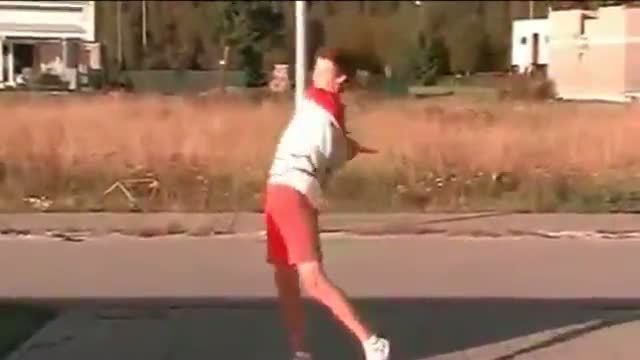 Watch Amazing Hammer Throw Video