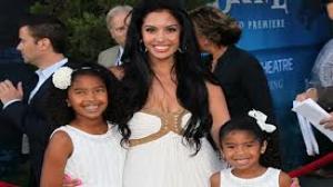 Watch Kobe Bryant's wife: 'I will continue to support Kobe's dreams' Video