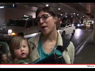 Watch Mayim Bialik in car crash Video