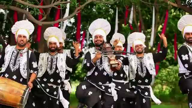Watch Muchh Khari - Sukshinder Shinda - Brand New Punjabi Video Songs Full HD Video