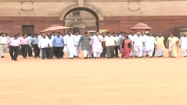 Watch Coal gate rocks Parliament for third day Video