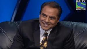 Watch INDIAN IDOL SEASON 6 - EPISODE 25 - SPECIAL MOMENTS - DEVENDRA SINGH GIVES GIFT TO DHARMENDRA - 24TH AUGUST 2012 Video