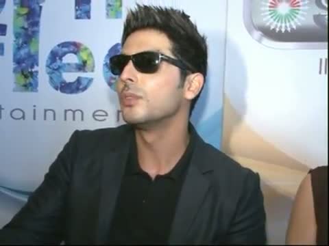 Watch Hunk Zayed Khan's Advice To The Women In His Family -Bollywood News Video