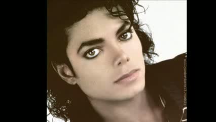 Watch Michael Jackson Rare Pictures(Tribute by Karyne Pessan) Video