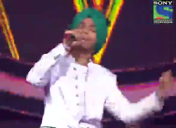 Watch INDIAN IDOL SEASON 6 - GRAND FINALE - EPISODE 28 - BEST PERFORMANCES - DEVENDRA SINGH SINGING 'EK MAIN HOO' - 2ND AUGUST 2012 Video