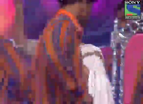 Watch INDIAN IDOL SEASON 6 - GRAND FINALE - EPISODE 28 - SPECIAL MOMENTS - ASHA BHOSLE PERFORMING LIVE - 2ND AUGUST 2012 Video