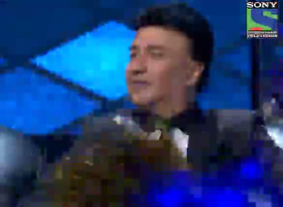 Watch INDIAN IDOL SEASON 6 - GRAND FINALE - EPISODE 28 - SPECIAL MOMENTS - RANBIR KAPOOR'S ENTRY - 2ND AUGUST 2012 Video