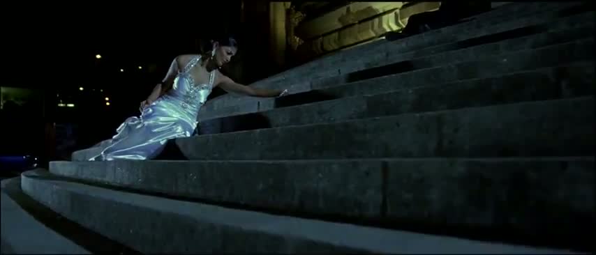Watch Mugamoodi - Mayaavi Official Song HD version - Jiiva Mysskin Video