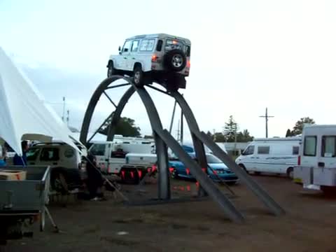 Watch Amazing 4 wheel drive  Video