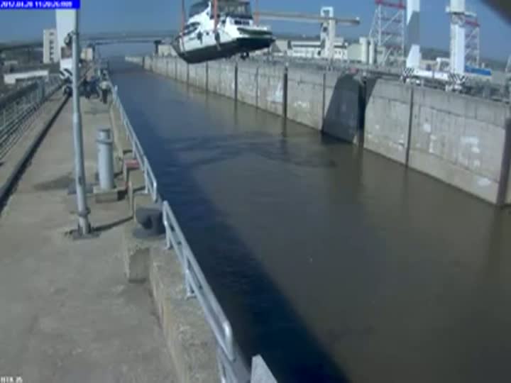 Watch Crane Operator Drops Privacy Yacht Video