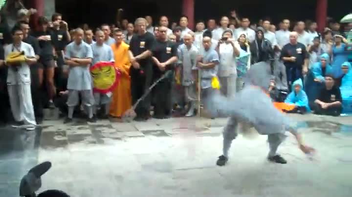 Watch Shaolin Monk Plays With Some Chains Video