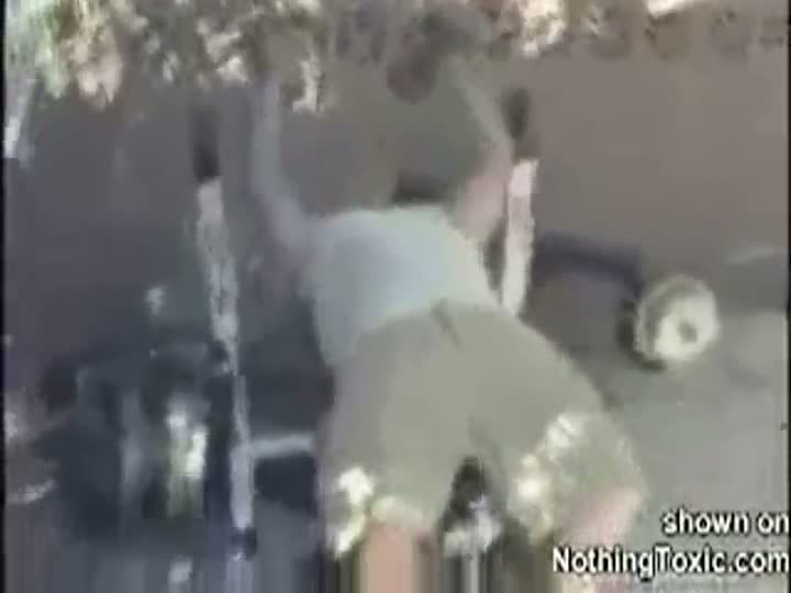 Watch Guy drops dumbbell on his head.... Video