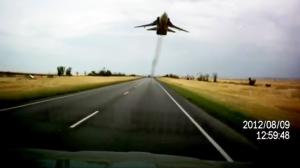 Watch Fighter Jet Flying Very Low Video