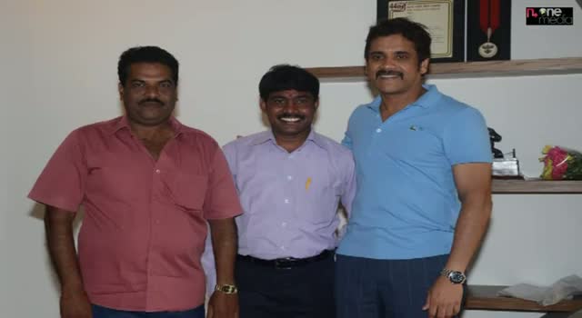 Watch Celbes At Akkineni Nagarjuna Birthday Celebrations 2012 Video