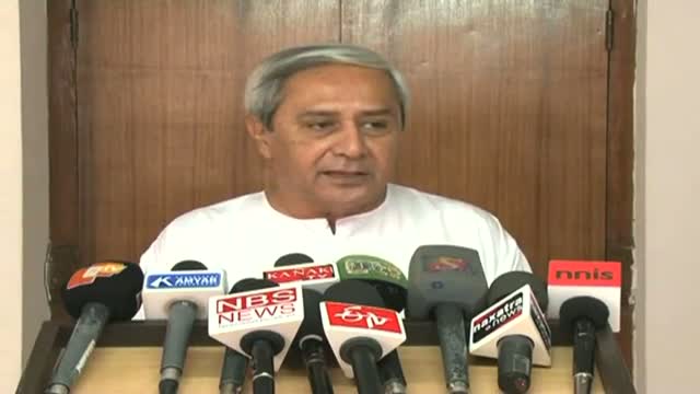 Watch Naveen Patnaik hits back at Congress Video