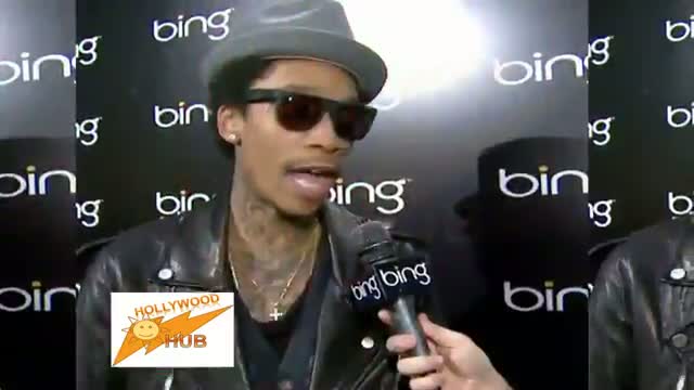 Watch Wiz Khalifa and Amber Rose announce pregnancy at VMAs Video