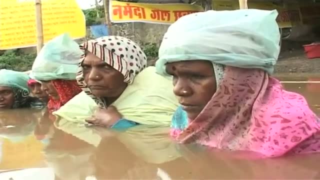 Watch Unique but much needed protest Jal satyagrah Video