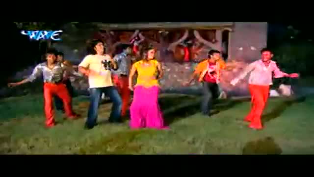 Watch Kamariya Kare Lapa Lap Lollipop Lagelu - BY Pawan Singh Video