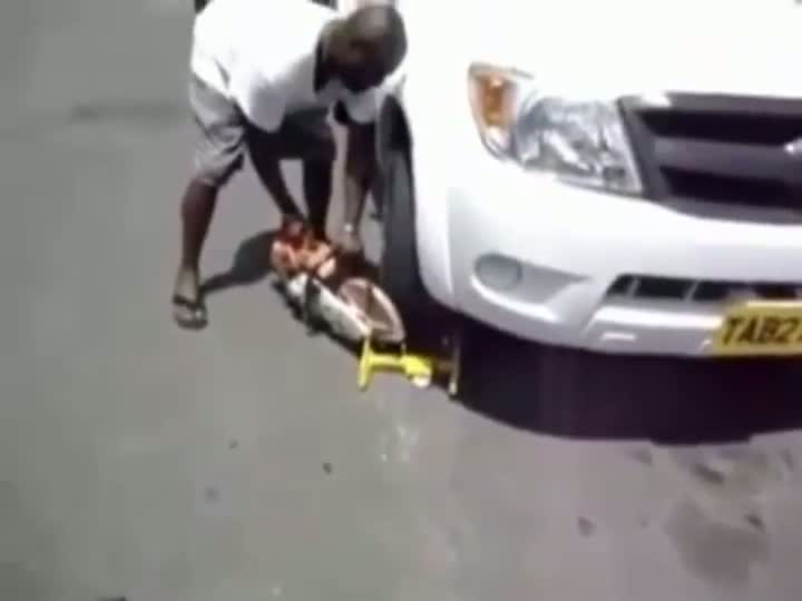 Watch Here Is What I Think Of Your Parking Boot Video