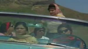 Watch Yeh Dil Na Hota Bechara - Jewel Thief (1967) - Kishore Kumar Video