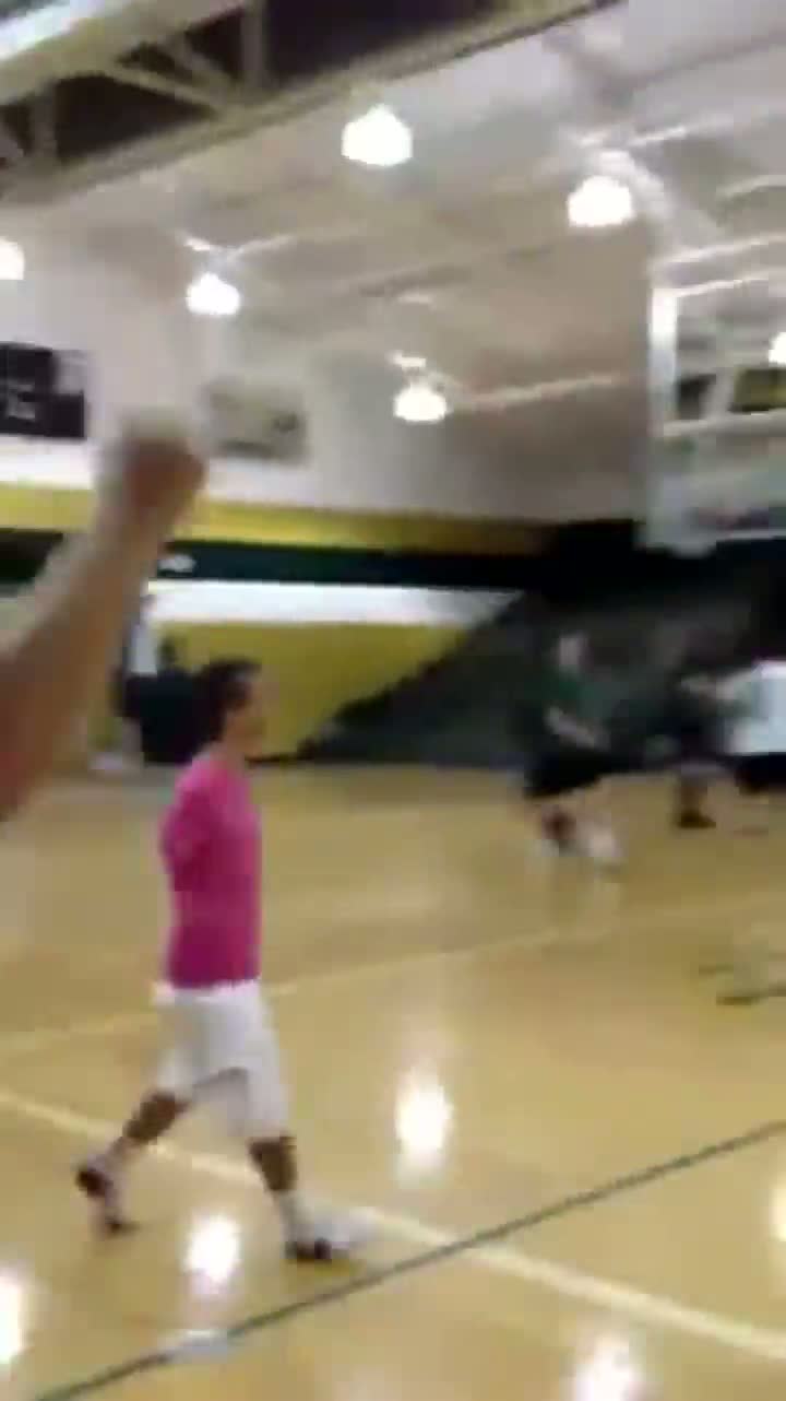 Watch Kid With No Arms Hits Half Court Shot Video