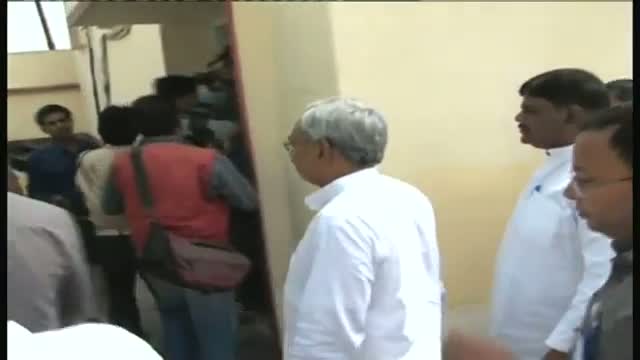 Watch UPA will avert mid team polls with a 'jugad' Nitish Video